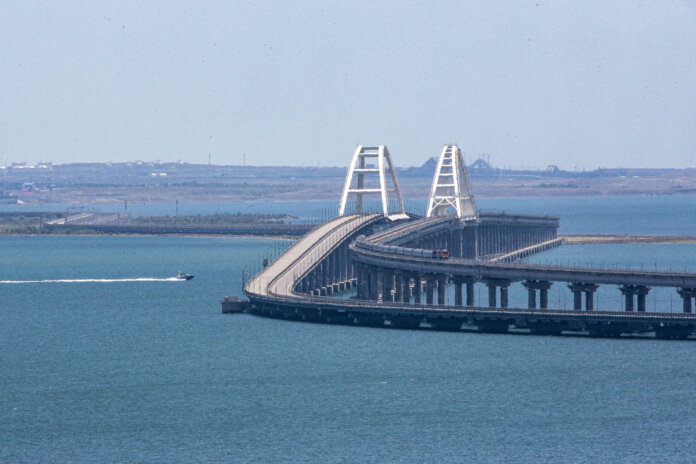 Unraveling the Significance of Russia's Bridge to Crimea: A Symbol of Power and Identity